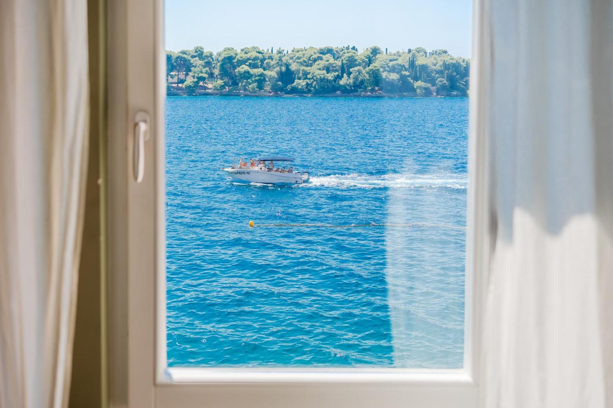 Apartment Mediterraneo Rovinj Extérieur photo