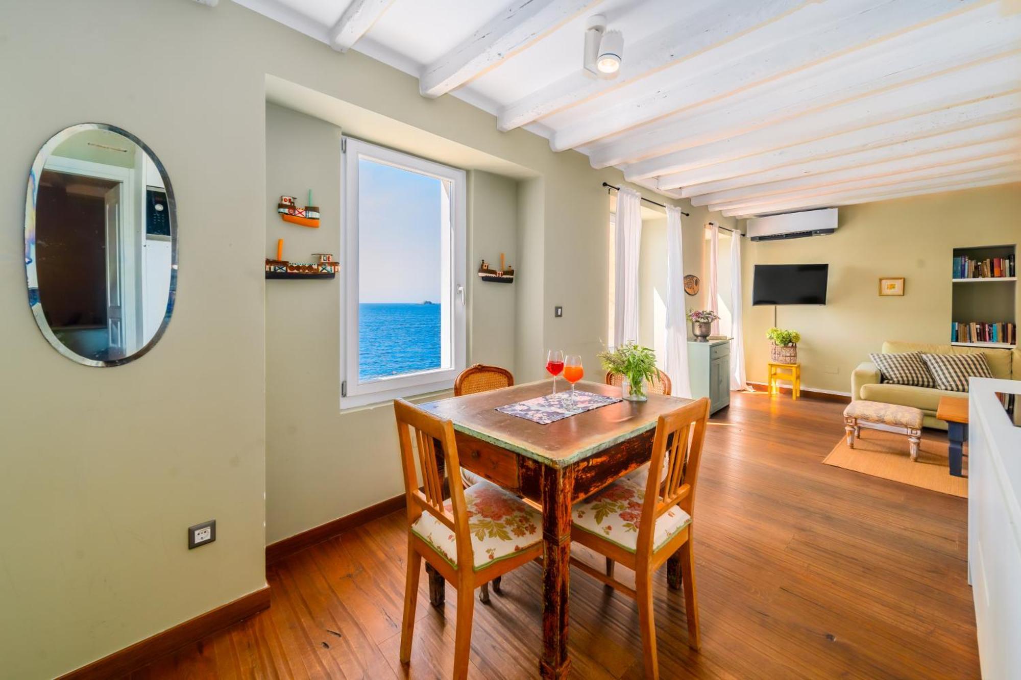Apartment Mediterraneo Rovinj Extérieur photo