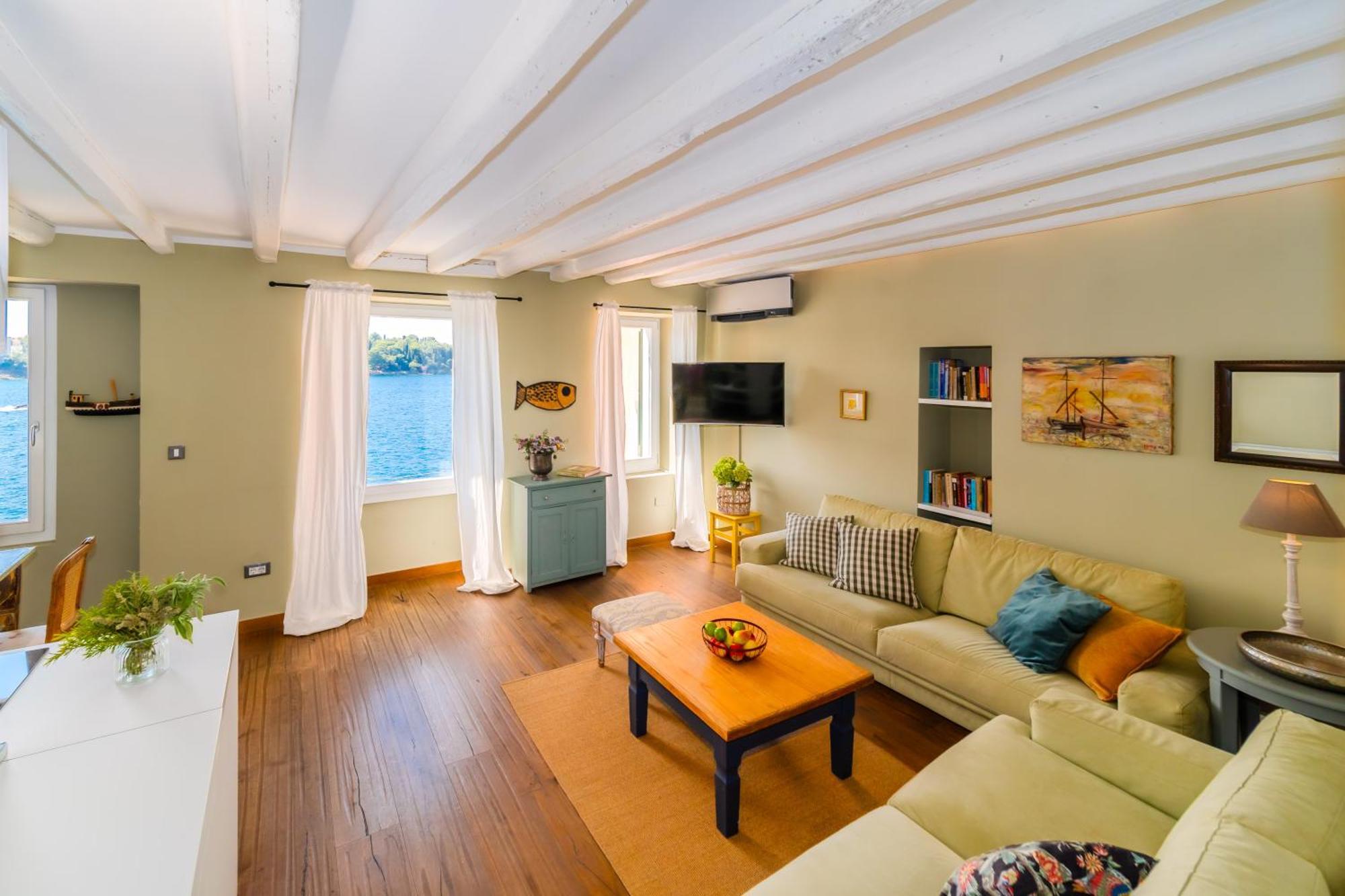 Apartment Mediterraneo Rovinj Extérieur photo