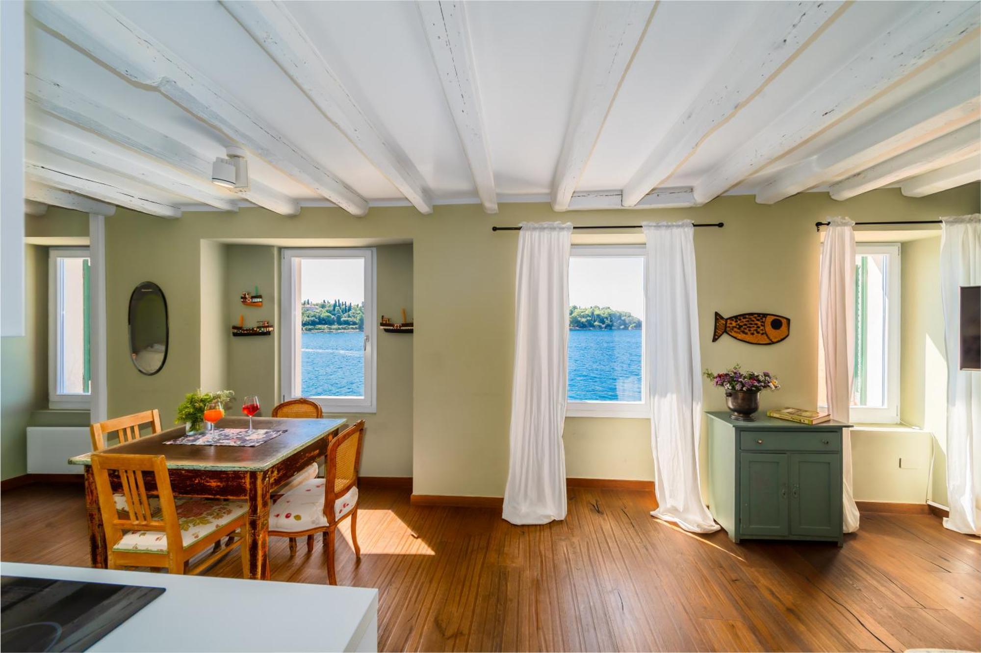 Apartment Mediterraneo Rovinj Extérieur photo