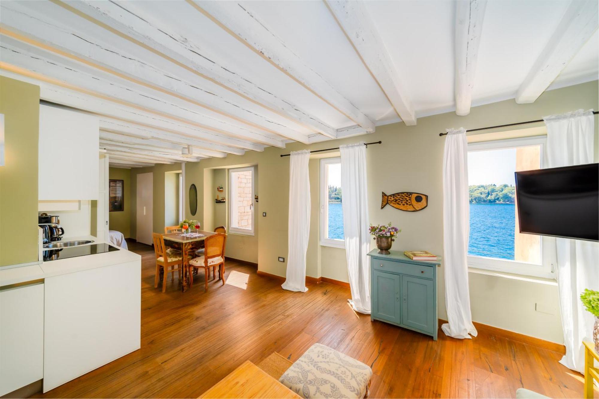 Apartment Mediterraneo Rovinj Extérieur photo