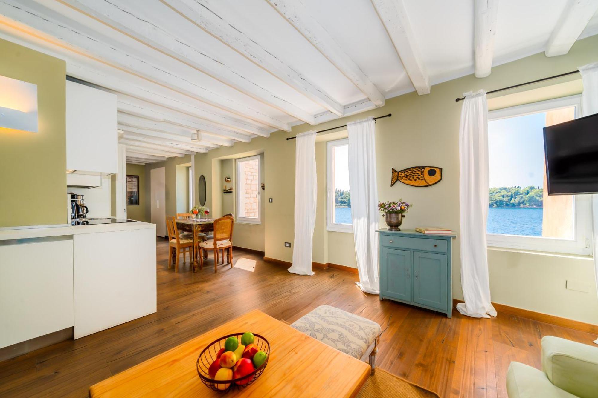 Apartment Mediterraneo Rovinj Extérieur photo